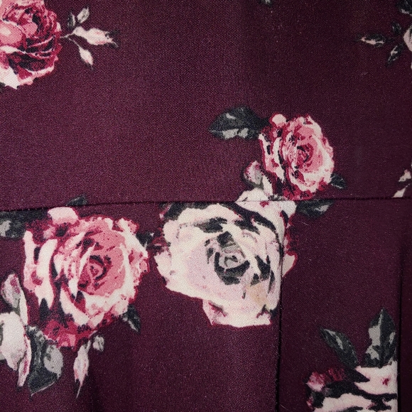 Dress - Picture 3 of 4